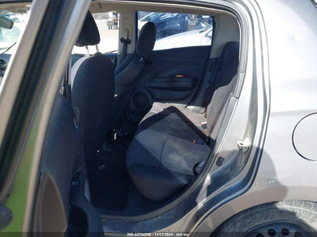 Mitsubishi Mirage Es Image 8