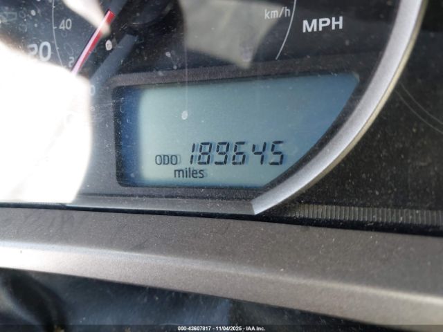 Toyota RAV4 Le Image 3