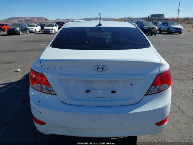 Hyundai ACCENT Gls Image 16