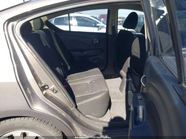 Nissan Versa 1.6 Sv Image 7