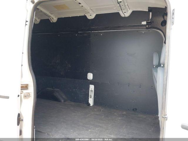 Ford Transit Image 12