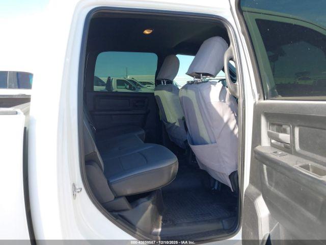 Ram 2500 Tradesman  4x4 8' Box Image 3