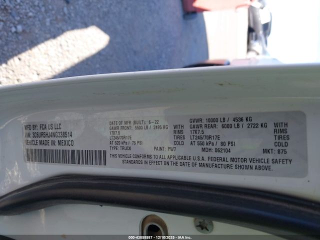 Ram 2500 Tradesman  4x4 8' Box Image 5