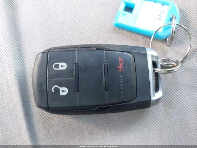 Ram 2500 Tradesman  4x4 8' Box Image 7