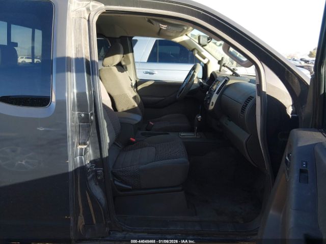 Nissan Frontier Sv Image 10