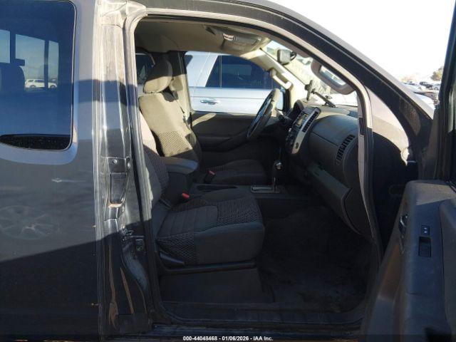 Nissan Frontier Sv Image 10