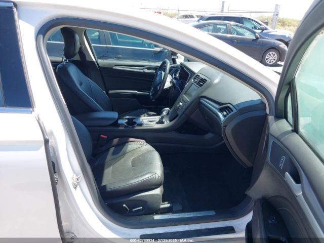 Ford Fusion Titanium Image 5