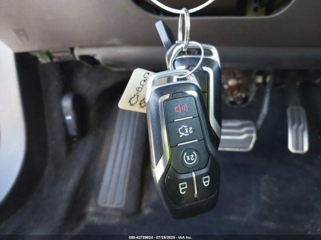 Ford Fusion Titanium Image 15