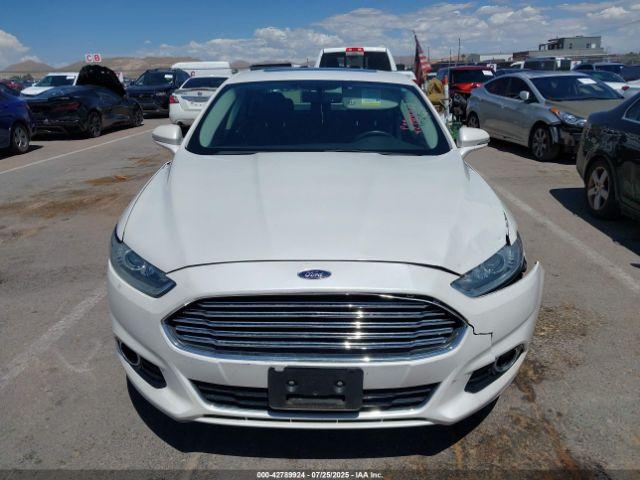 Ford Fusion Titanium Image 13