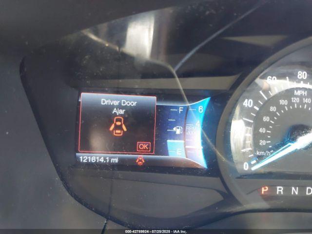 Ford Fusion Titanium Image 12