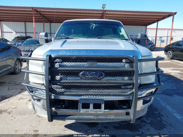 Ford F-250 Xlt Image 8