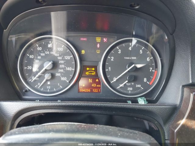 BMW 3 Series Image 10