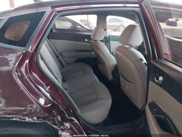 Kia Optima Lx Image 3