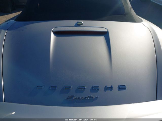 Porsche Boxster Image 14