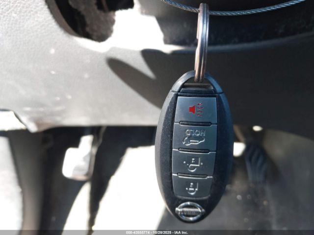 Nissan Rogue Sv Image 13