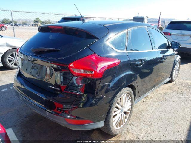 Ford Focus Titanium Image 4