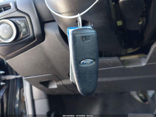 Ford Focus Titanium Image 8