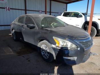  Salvage Nissan Altima