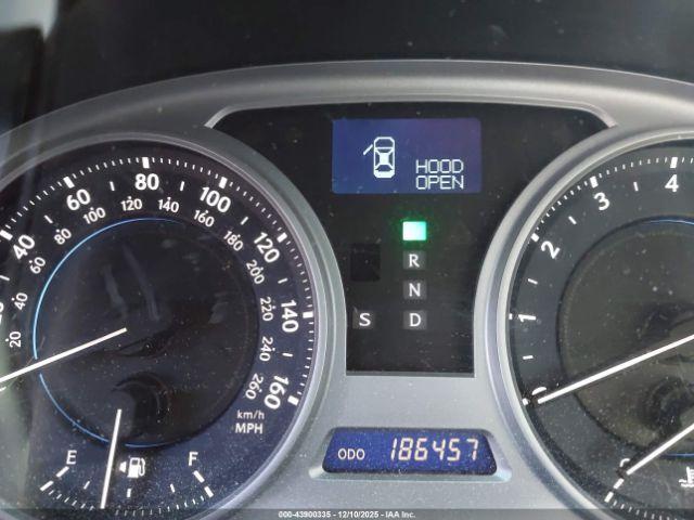 Lexus Is Image 3