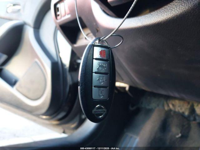 Nissan Altima 2.5 S Image 3