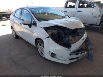  Salvage Ford Fiesta
