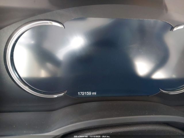 Cadillac Escalade 2wd Premium Luxury Image 12