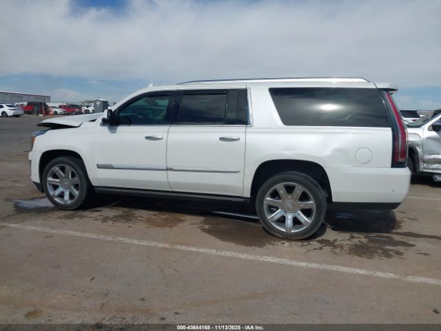 Cadillac Escalade 2wd Premium Luxury Image 3