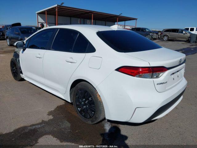 Toyota Corolla Le Image 14