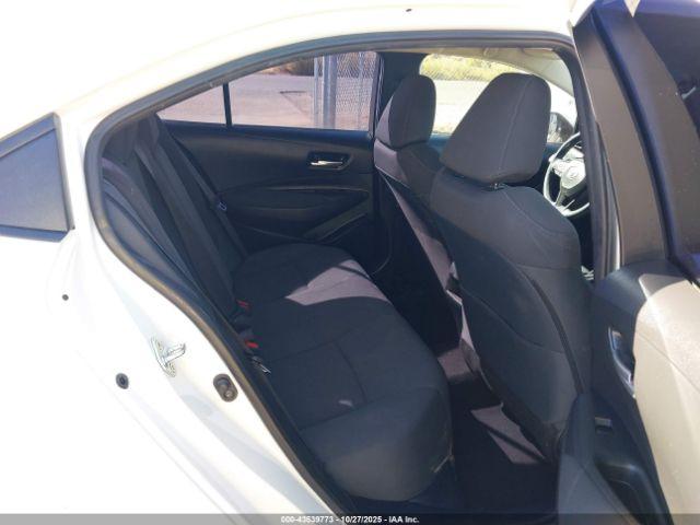 Toyota Corolla Le Image 7