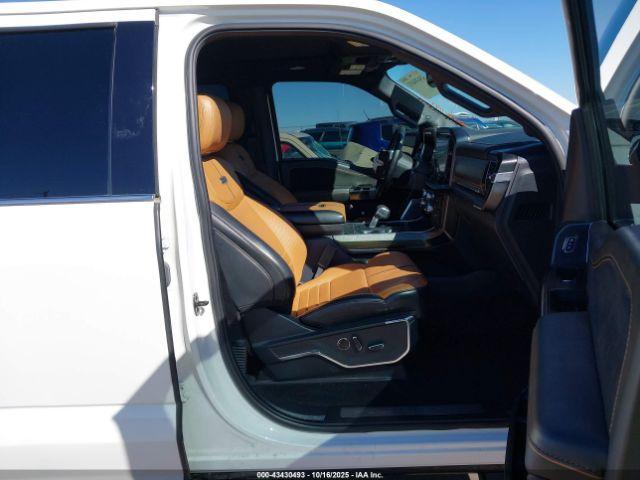 Ford F-150 Platinum Image 7