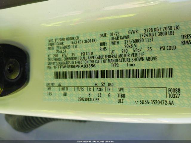 Ford F-150 Platinum Image 15