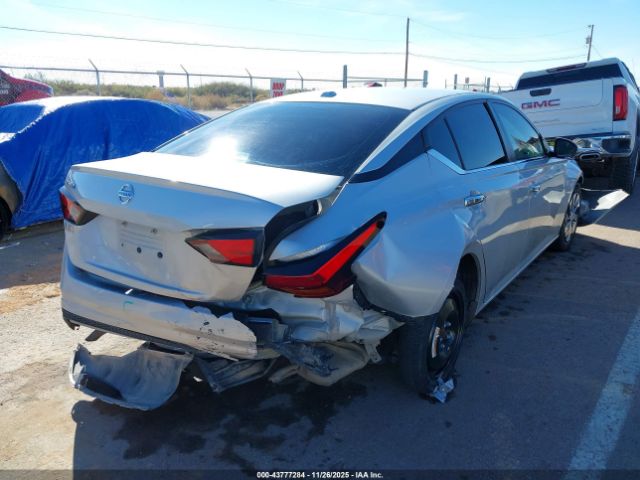 Nissan Altima S Fwd Image 8