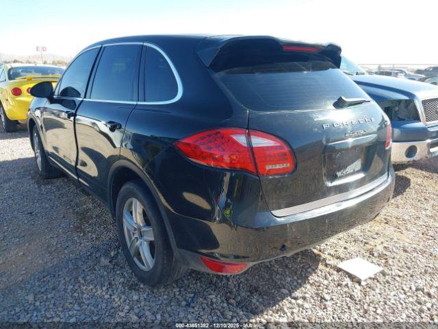 Porsche Cayenne S Image 6