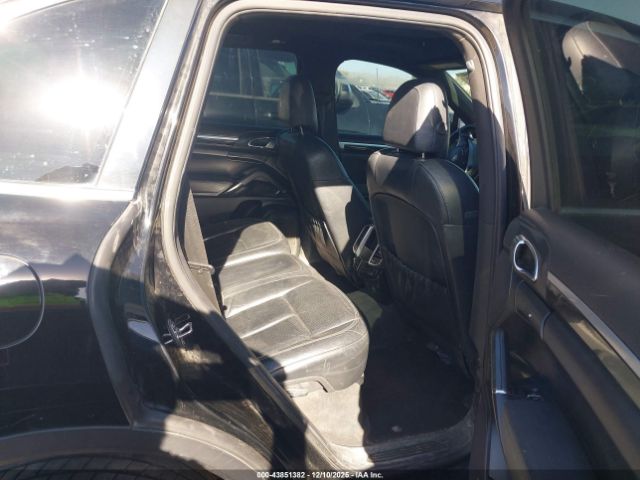 Porsche Cayenne S Image 11