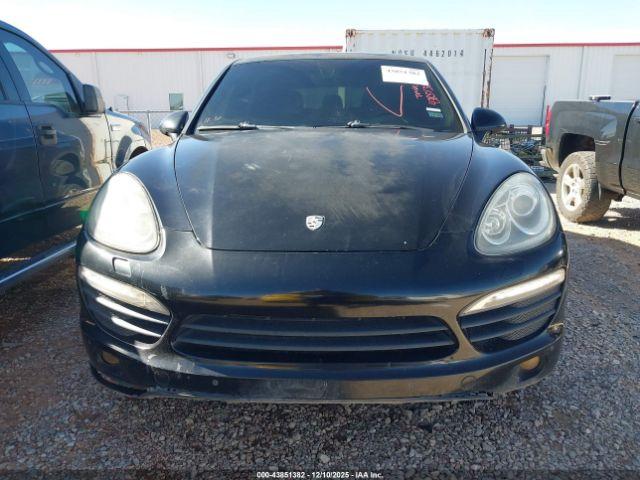 Porsche Cayenne S Image 2