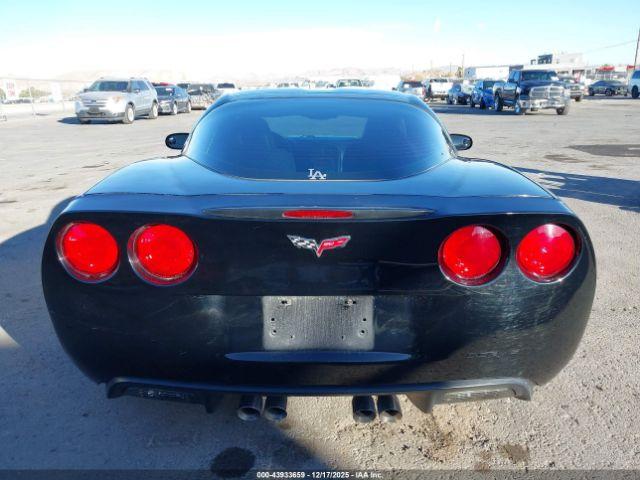 Chevrolet Corvette Image 8