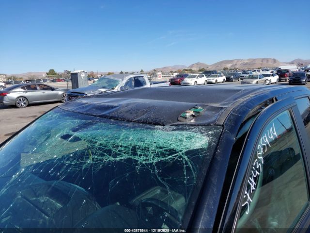 Chevrolet Silverado 1500 4wd  Short Bed Rst Image 7