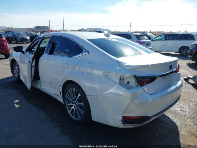 Lexus Es Image 10