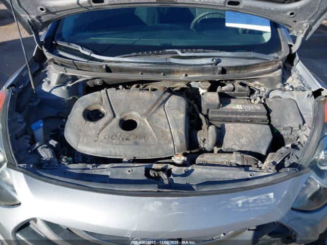 Hyundai ELANTRA Image 14