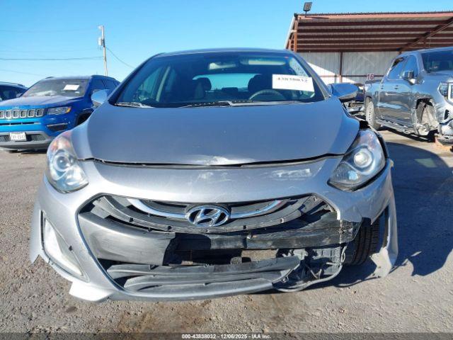 Hyundai ELANTRA Image 5