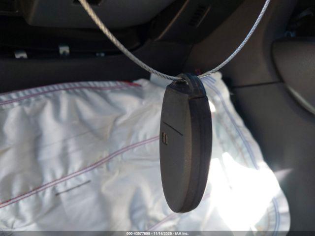 Nissan Versa Sv Xtronic Cvt Image 2