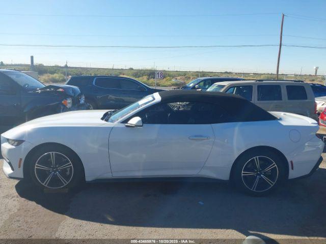 Ford Mustang Ecoboost Premium Image 16