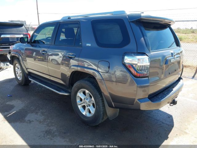 Toyota 4Runner Sr5 Image 2