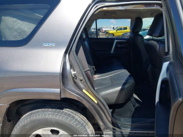 Toyota 4Runner Sr5 Image 4