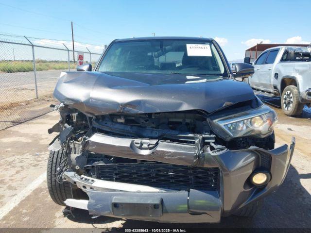 Toyota 4Runner Sr5 Image 8